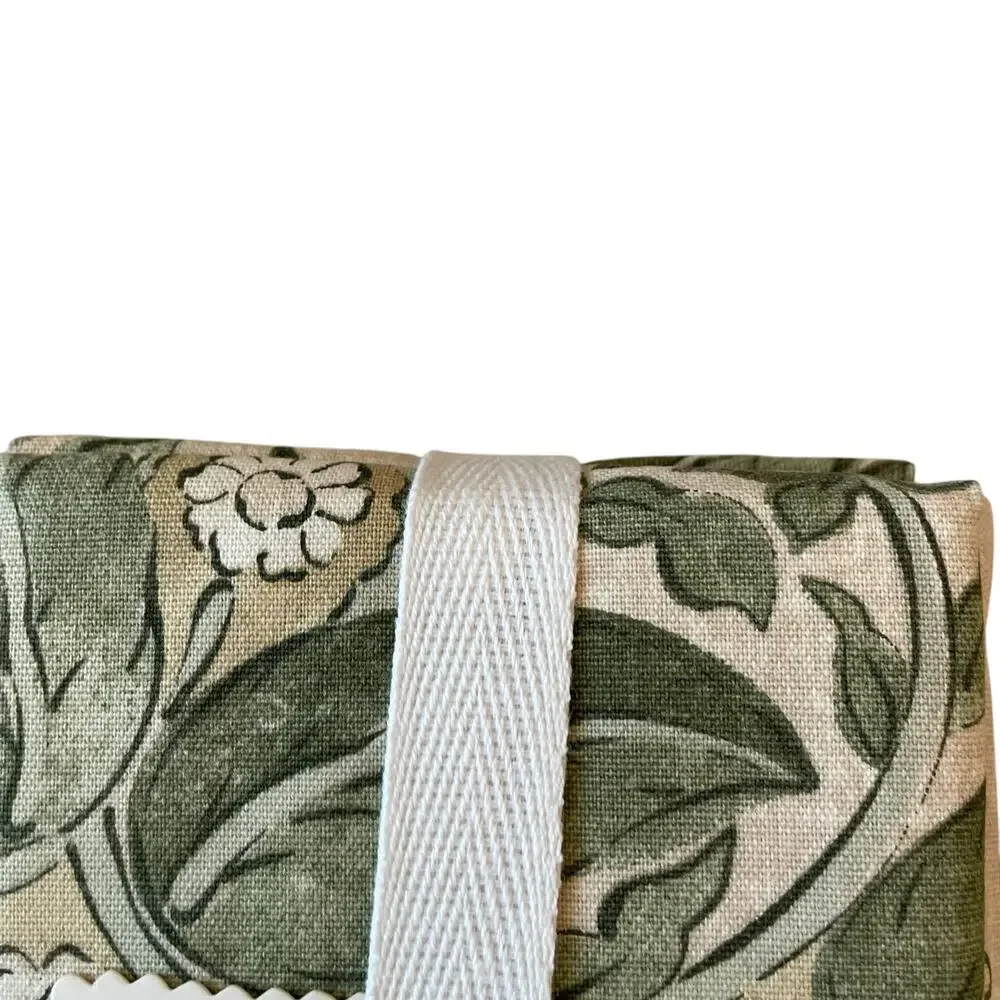 LOVEKIN Tavi Bloom Napkins 18x18 Green Spring Floral 100% Cotton NEW